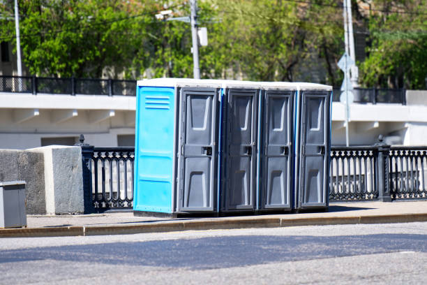 Portable Toilet Options We Offer in Edina, MO